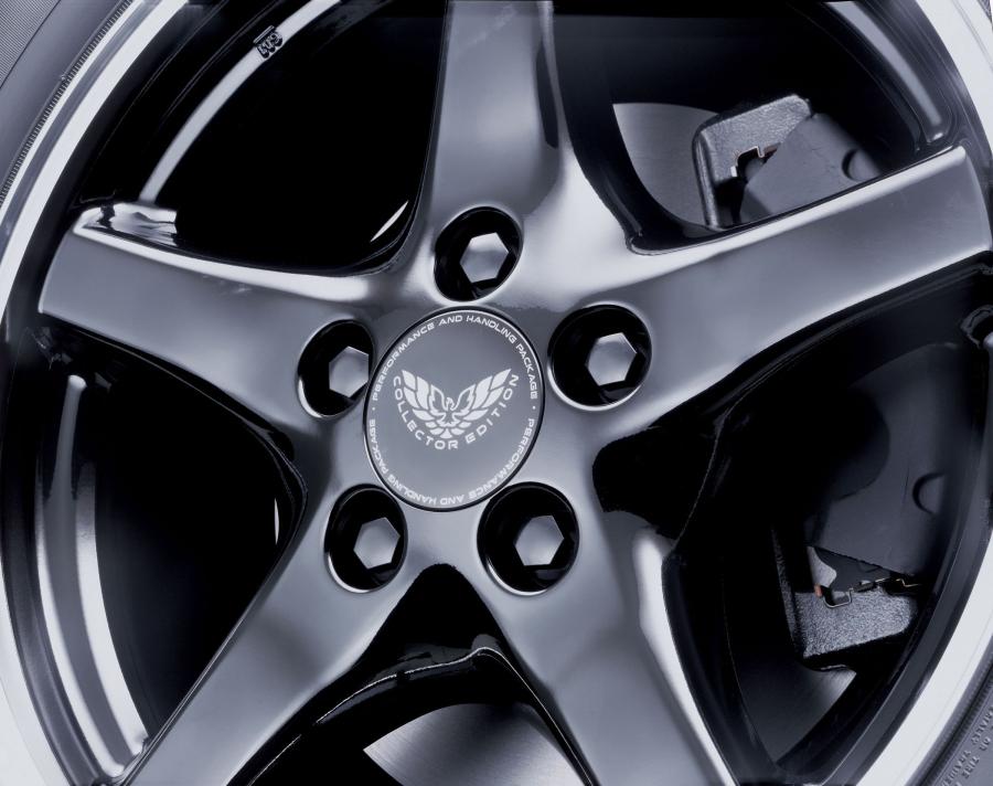  Pontiac Firebird Trans Am Collector Edition 2002 года  (фото 7 из 7)